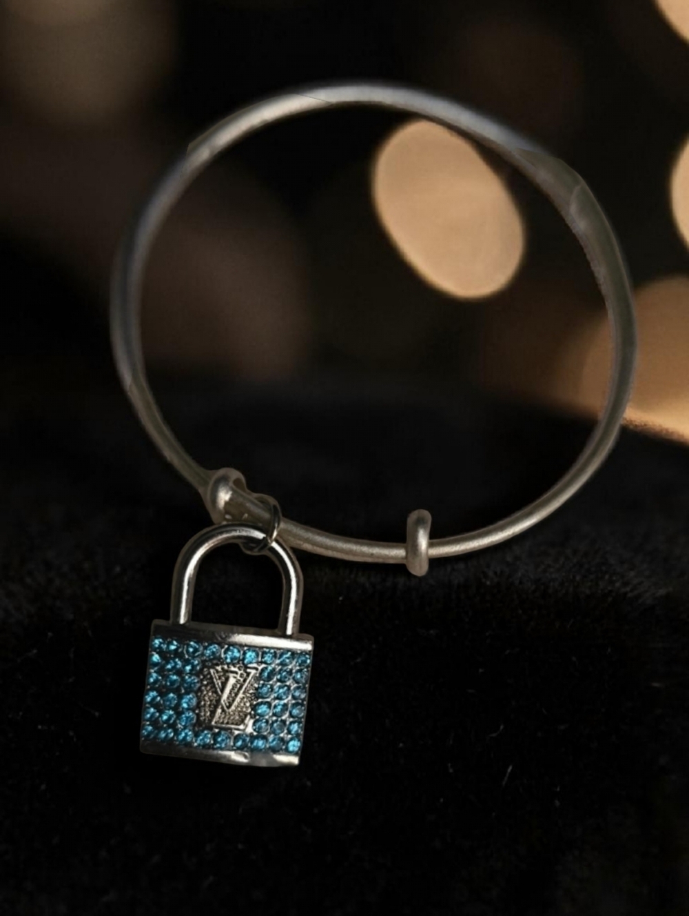 Silver Bracelet with Blue Crystal Padlock Charm Lv